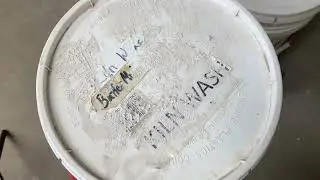 How to Clean a kiln shelf.