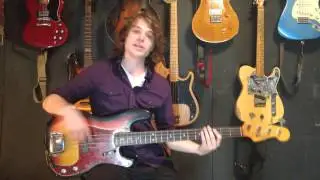 First Bass Guitar Lesson - Ricky Horton ( Absolute Beginners )