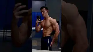 The difference is MORE THAN YOU THINK #shredded #physique #gymmotivation #aesthetics #abs