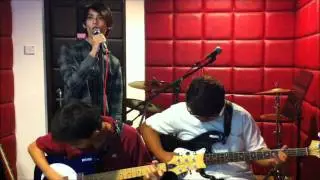 Yuki N' Punk: NAMELESS Covering Somewhere In The World Tonight
