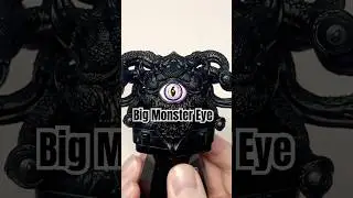 Painting a big monster eye! Beholder #miniature from #dnd