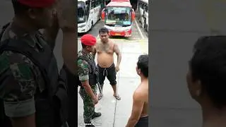 Seorang prajurit TNI vs Dua preman Terminal😱‼️#shorts #tni #viral