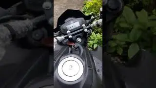 Yamaha FZV3 Decent exhaust Sound !
