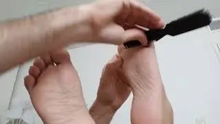 Finger and Comb Tickle