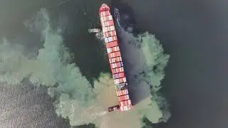 Berthing Operation at Chabahar Port |  عملیات پهلودهی کشتی کانتینربر در بندر چابهار