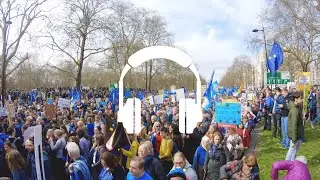 BREXIT: People's Vote march in London [Binaural Audio]