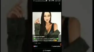 los extra&ntilde;os perfiles de Facebook relacionados con los sims (video completo en el canal)