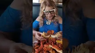 Trying LOBSTER TAILS at the MIGHTY CRAB @dcbanks5625