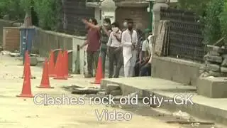 Clashes rock old city