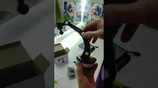 Тримач для телефону в автомобіль Car phone holder #Car #phone #holder Supporto per telefono da auto 
