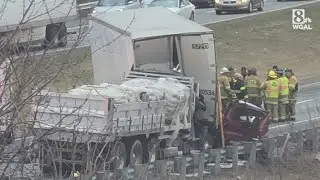 Crash closes stretch of Route 222 in Lancaster County