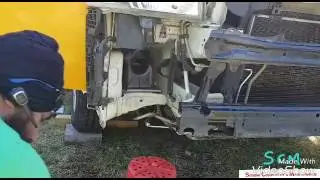Toyota hiace commuter diesel 3.0ltr 2007 Air filter housing replacement part 1of 2