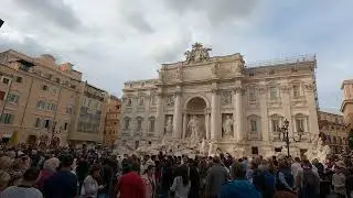 Big crowd at Trevi Fountain, Rome