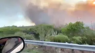 First responders drive through brush fire, cutting off Florida Keys