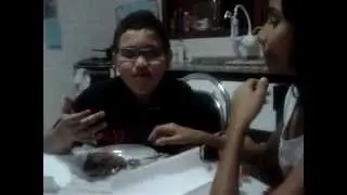 Desafio Chubby Bunny com a youtuber Isabelle Costa