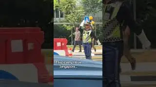 Filmed by passing motorist! Thank you TikToker Cameron Smith! 💝🏁👮&zwj;♂️