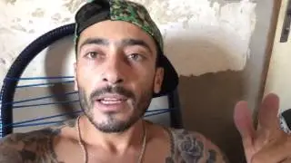 Alex Lekinho-dando um salve pra rapaziada que ajudou a ele ir pra Barcelona