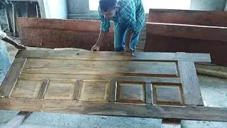simple panel door 
