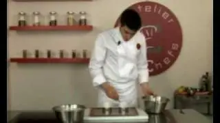 Recette vid&eacute;o de Cheesecake &agrave; la vanille Dessert  R&eacute;alisez votre Cheesecake &agrave; la vanille pas &agrave; pas gr&acirc;ce &agrave; la vid&eacute;o NotreFamille com