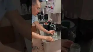 Semi automatic 4 station vacuum food glass jar capping machine