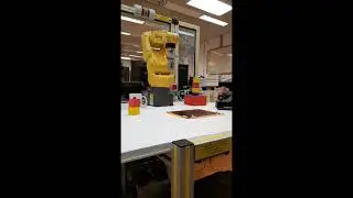 FANAC ROBOT DEMONSTRATION  - XYZ COORDINATE SYSTEM vs JOINT CONTROL