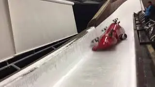 Crash!!! Hard bobsleigh crash in Sigulda. Speed - over 100