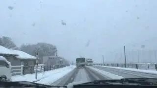豪雪　40キロ以上出したらダメ‼️  新潟の雪道