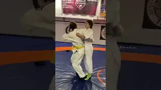 Sara Selak sinoć odlična &mdash; fokusirana, uporna i sve sigurnija u radu. Zvijezda večeri! ⭐️🥋🔥