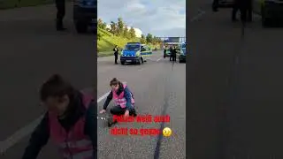 Polizei wei&szlig; auch nicht so genau 😉 #protest #politik #polizei #pal&auml;stina #gaza #umwelt #klimaschutz