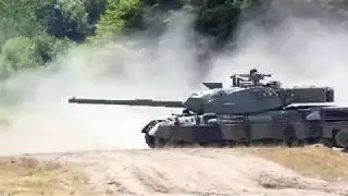 tankfest 2018 rehearsal shock +awe 2x leopards display