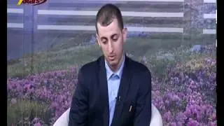 لقاء الاستاذ احمد خليل للحديث عن معاناة الطلاب بالخارج