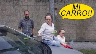 Trata mal a humildes Limpiaparabrisas sin saber lo que iba a pasar