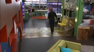 7/14 11:46am - Frankie and Zach Hug After an Emotional PoV Ceremony