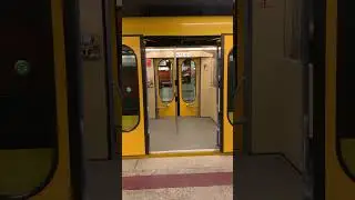T&uuml;rschlie&szlig;er des SSB Linie 12 #stuttgart