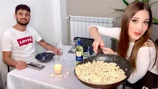 PREPARO LA CENA AL MIO RAGAZZO - Valentina Lattanzio