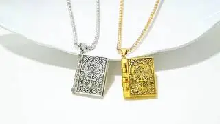 2pcs Holy Bible Book Pendant Necklaces Openable Prayer Bible Verse Metal Pages