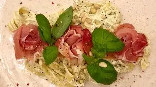How to Make Restaurant Quality Pasta at Home | Creamy pasta with jam&oacute;n & pesto