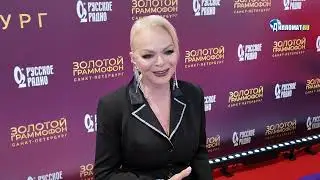 «Заслужила свои звания!»: Лариса Долина заступилась за Аллу Пугачеву