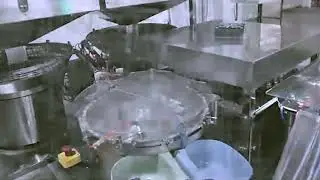 Машина для сборки откидных крышек с системой камерного контроля