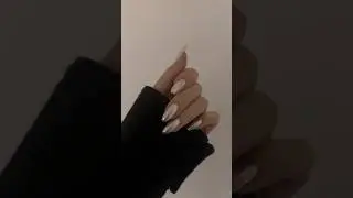 Milky chrome 🤍 #nailinspo #chromenails #nailsoftheday #cleannails #satisfyingvideo