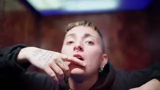 SUDERROCHE - XAO KARI, Trop (Videoclip Oficial 2.0)
