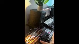 Live Loop Performance with Ableton Push 2 & Akai APC40MK2by Yuhan Liu (Claude Liu)