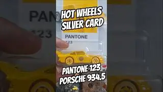 Pantone 123 Porsche 934.5 #hotwheels #silvercard #pantone123 #porsche #porsche934.5 #diecast #shorts