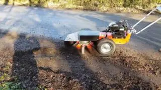 WeedeePRO - footpath clearing