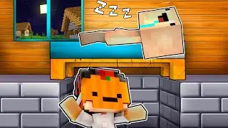 ESPIÓ a BEBÉ NOOB debajo de su CASA en MINECRAFT 🏡😂 con Los BEBECITOS