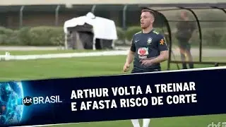 Arthur volta a treinar e afasta risco de corte da Copa Am&eacute;rica | SBT Brasil (12/06/19)