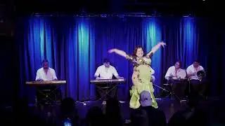 Wahdi u asherin -Nicol&aacute;s Kirlis y Amina Mahasin