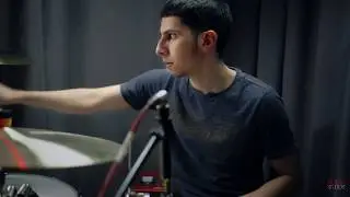 Xelavate 'Under The Spotlight' RUBIX STUDIOS