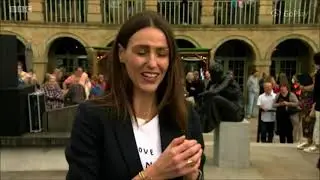 Suranne Jones Unveiling Anne Lister Statue in Halifax 26/09/21