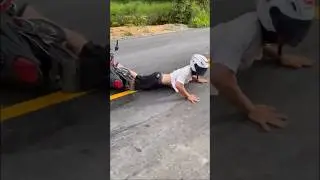 Cair de moto faz parte 😔 #grau #shortes #motovlog #xracing siga @Puxounograuecorte  🥳